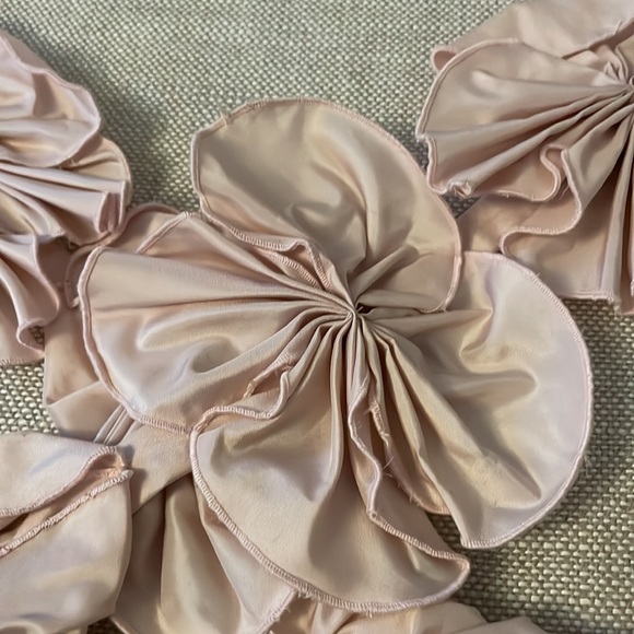 Scarf - Picture 2 of 5